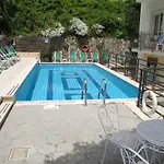 Отель Club (adults Only)