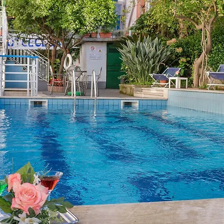 Club (adults Only) Отель 4*