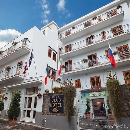 Ξενοδοχείο Club (adults Only)